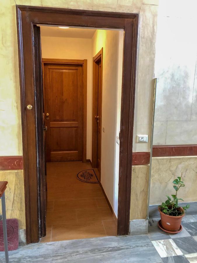 Royal - Cefalu Center Экстерьер фото